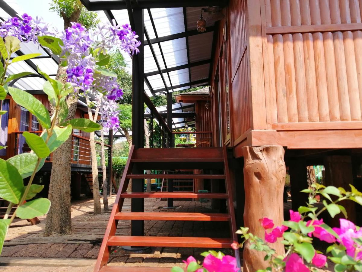 Hotel Wood House Pattaya Exteriér fotografie