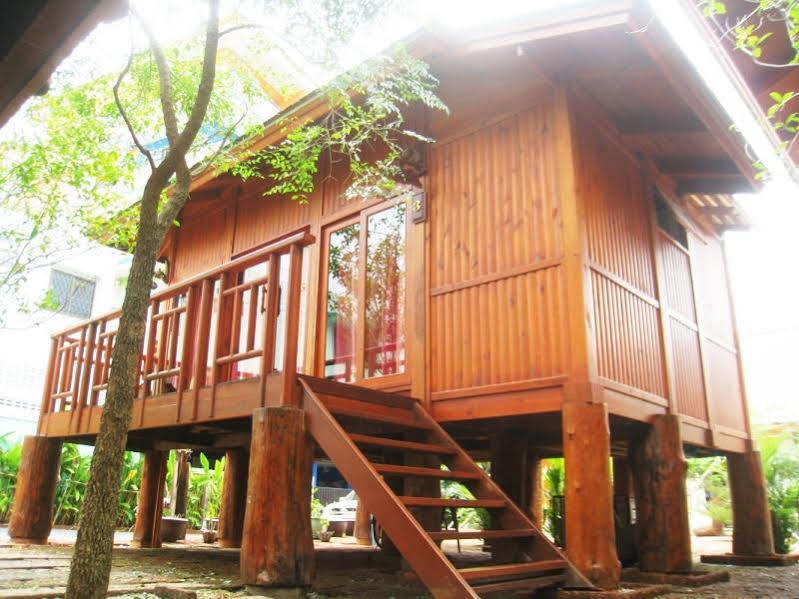 Hotel Wood House Pattaya Exteriér fotografie